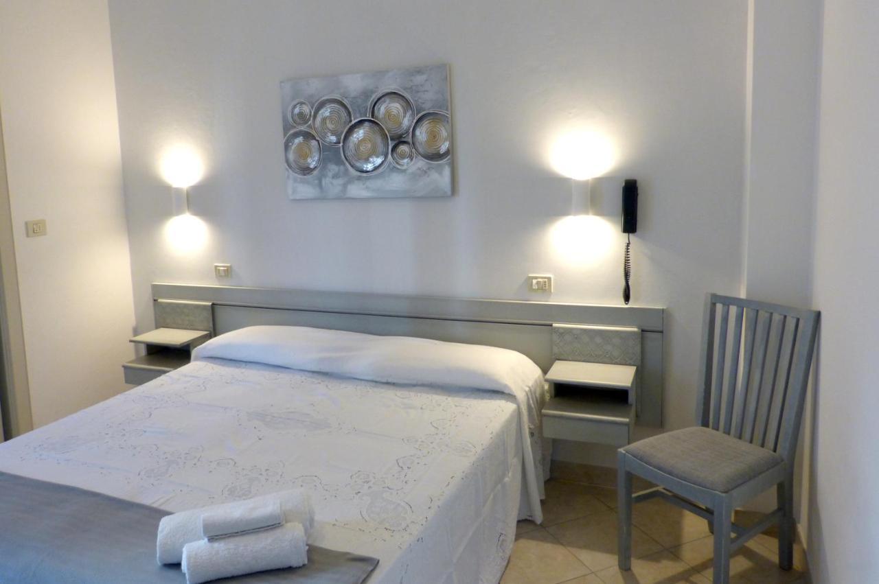 Hotel D'Annunzio Cattolica Exteriér fotografie